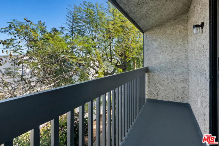 29239 Heathercliff Road #12 photo 23