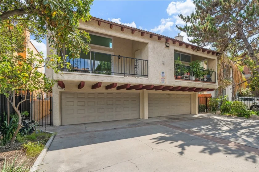 308 1/2 Commonwealth Avenue photo 24