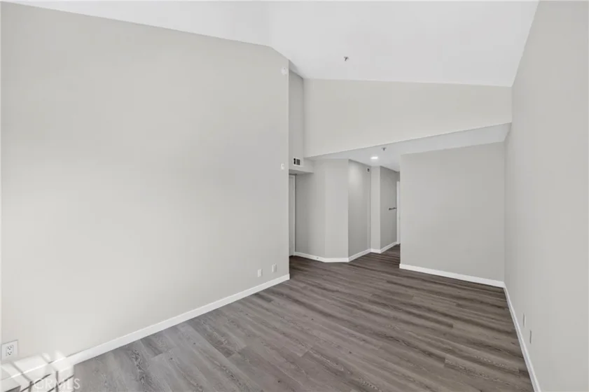 1131 Campbell Street #210 photo 22