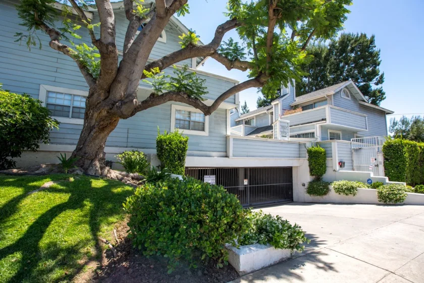 7306 Balboa Boulevard #D photo 1