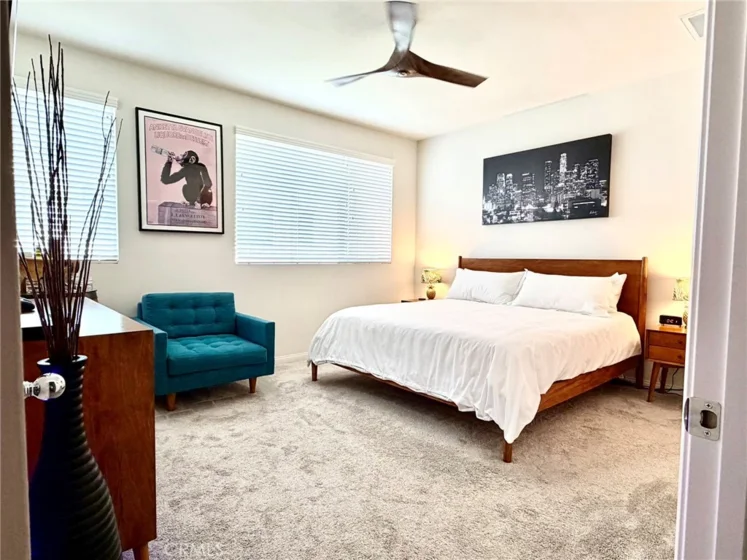 18449 W Mural photo 21
