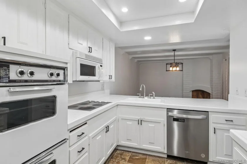 5236 Mount Alifan photo 6