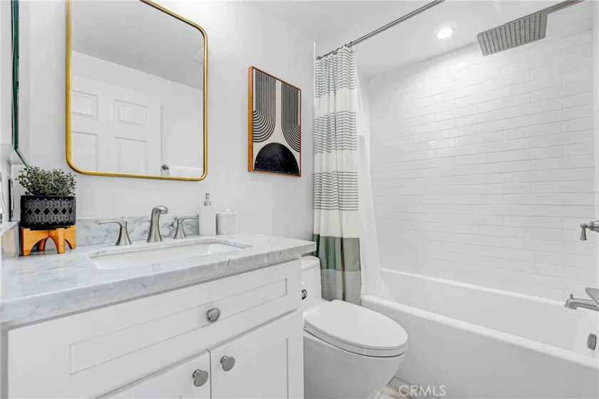 3568 Keystone Avenue #10 photo 5
