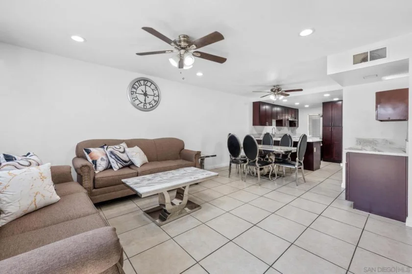 389 Shady Lane #I photo 4