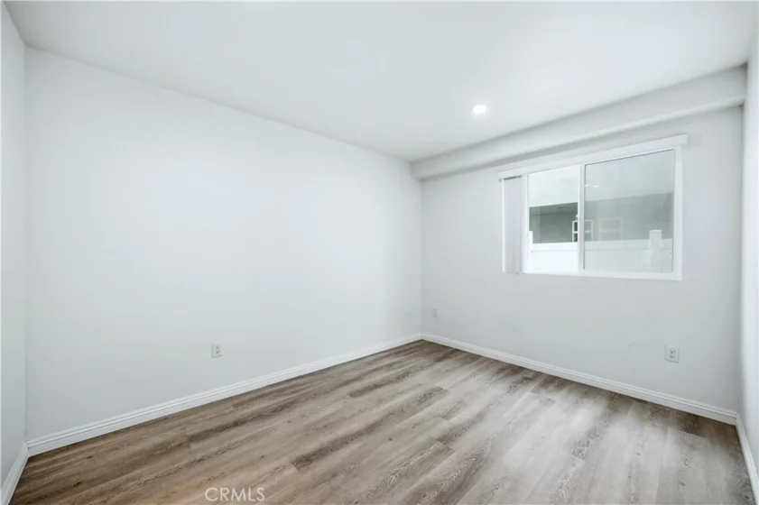 6919 S Menlo photo 20