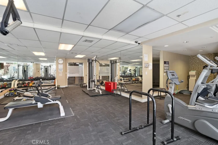 620 S Gramercy #338 photo 15