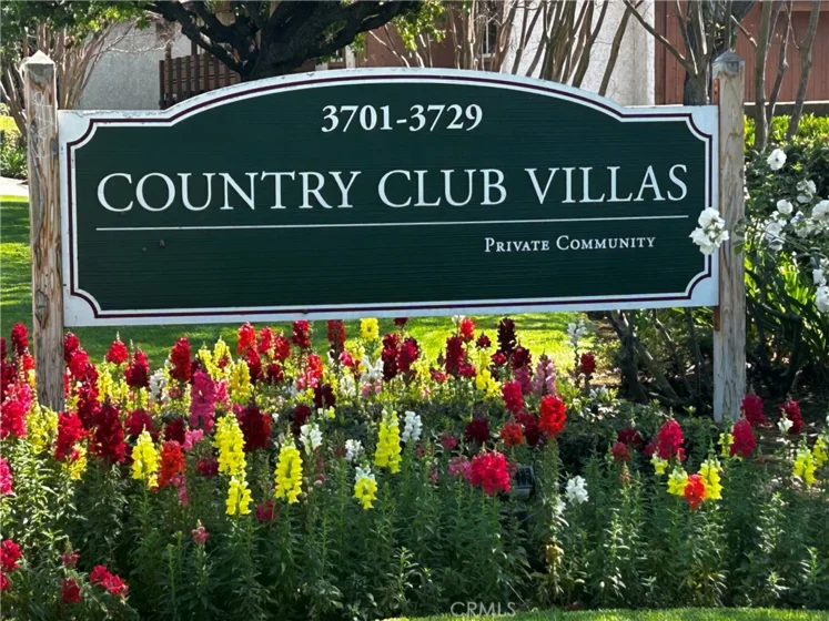 3705 Country Club photo 1