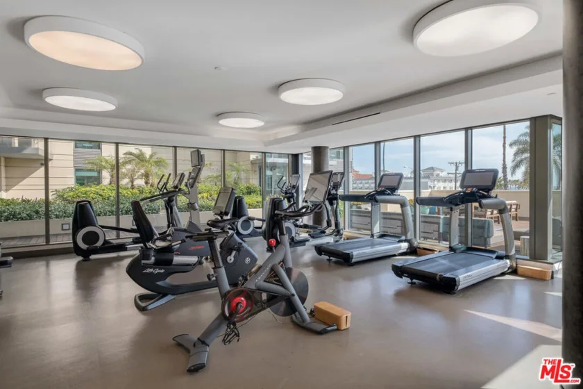 1755 Ocean Avenue #608 photo 23
