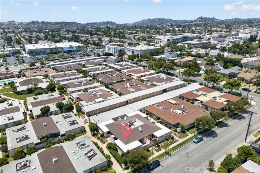 777 E Valley #136 photo 25