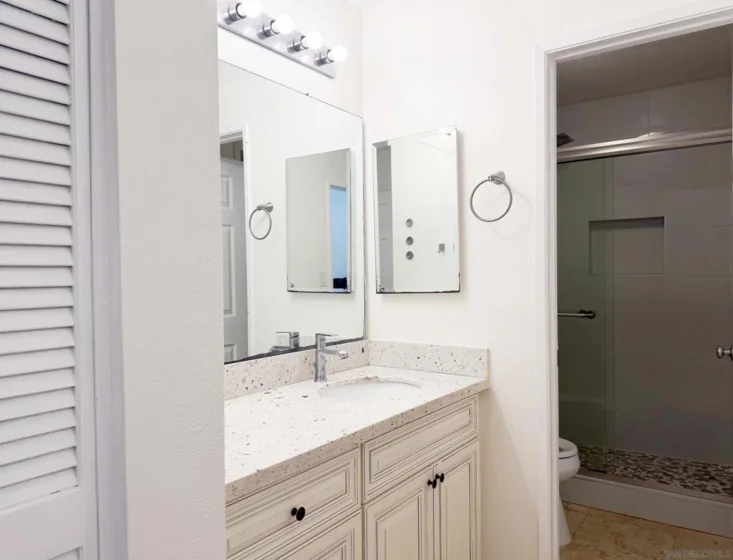 7405 Charmant Drive #2013 photo 24