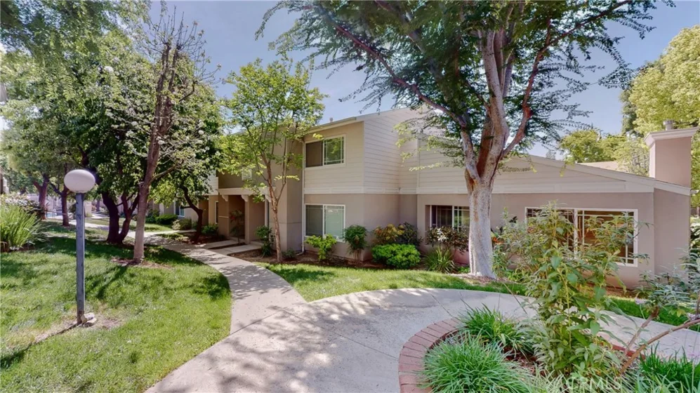 17734 Devonshire Street #7 photo 1