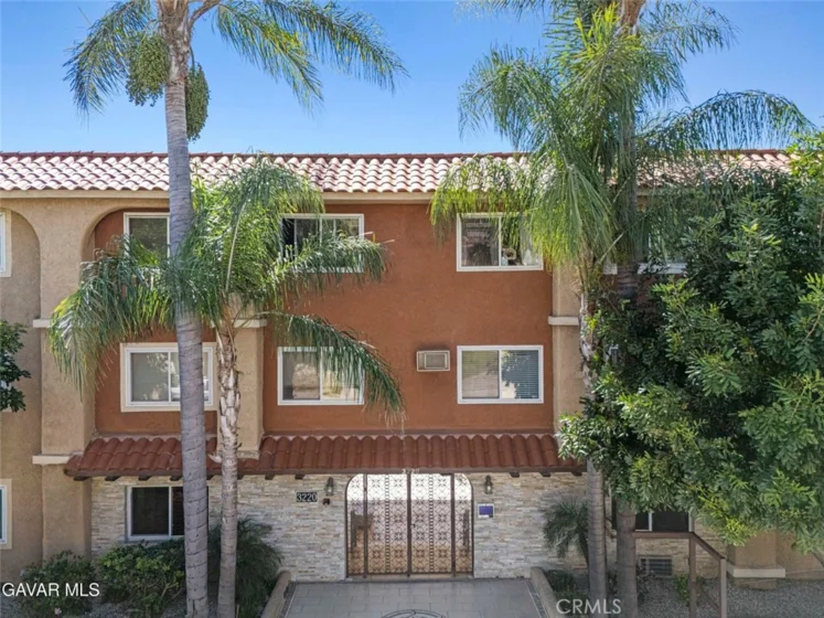 3220 Altura Avenue #220 photo 1