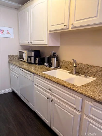 3425 E 15th Street #13D photo 5