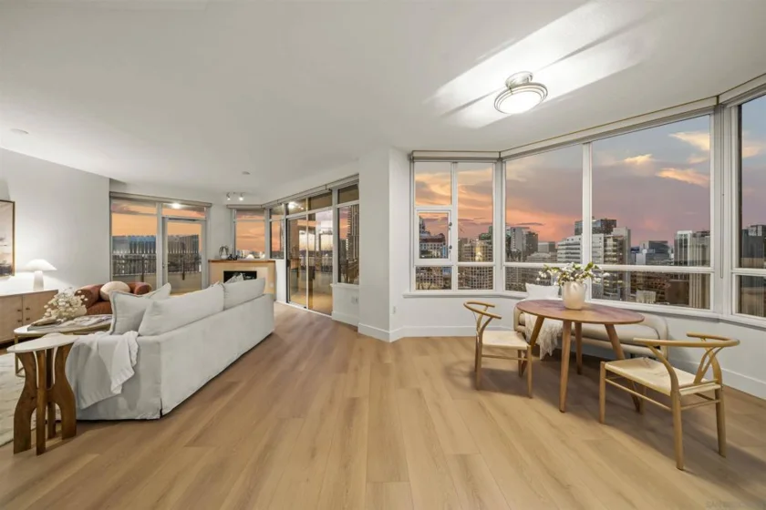700 W Harbor #2501 photo 22