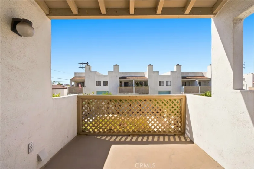 12700 Josephine photo 27