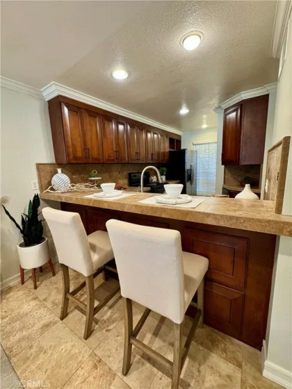 5104 S Marina Pacifica Drive photo 4