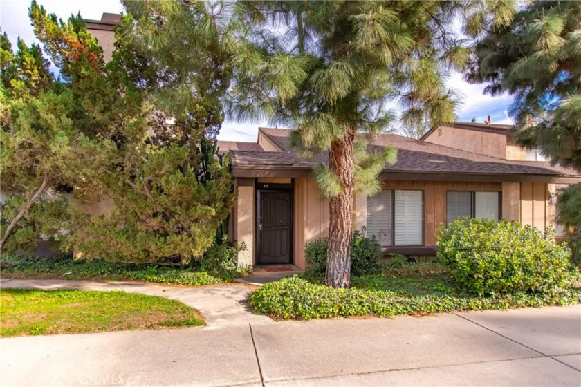 8430 Winnetka Avenue #17 photo 1