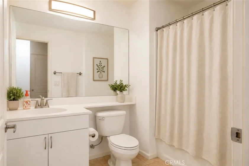1801 E Katella Avenue #1076 photo 20