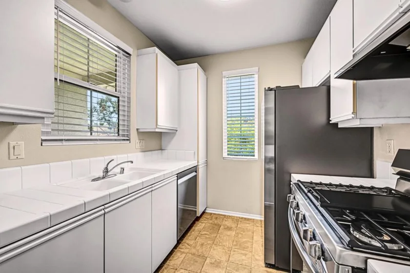 10915 Sabre Hill Drive #364 photo 3
