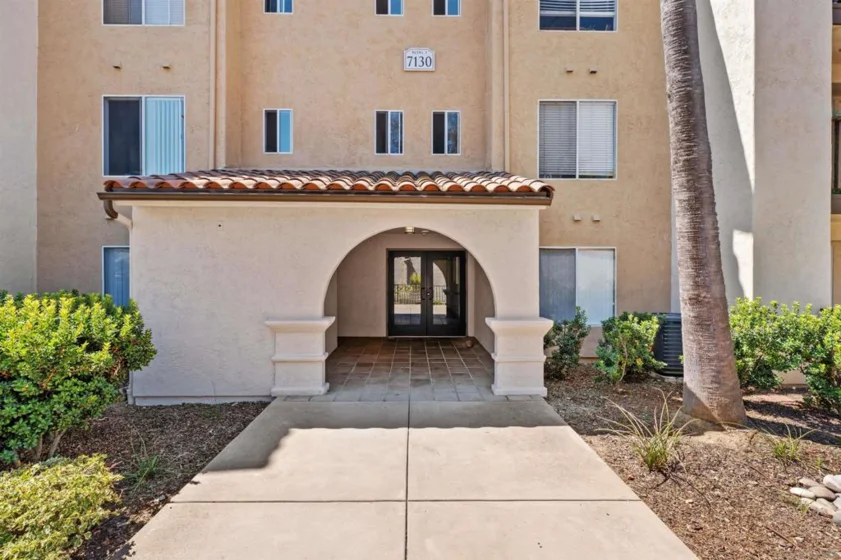 7130 Shoreline Drive #1208 photo 4