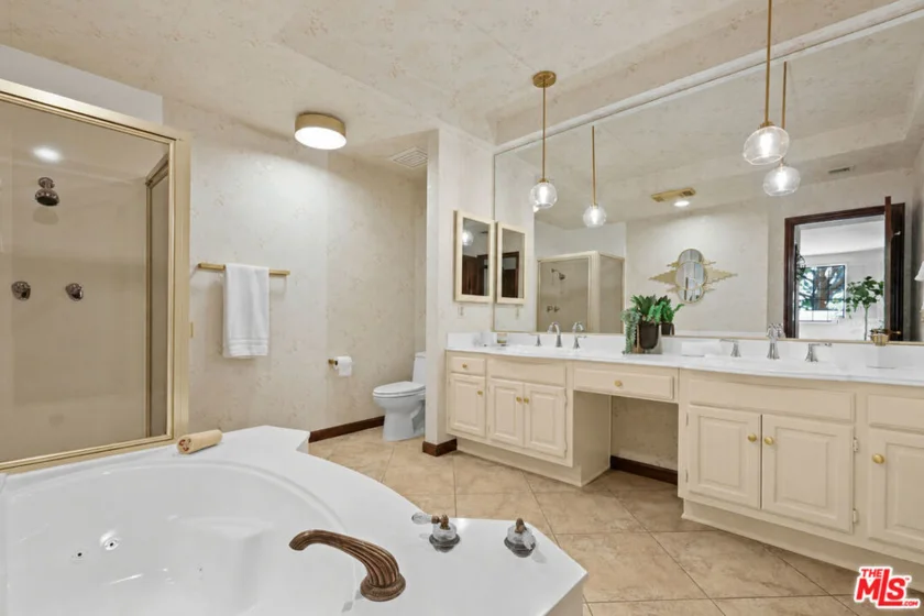 10794 Wilkins Avenue #304 photo 8