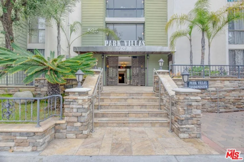 525 S Ardmore Avenue #324 photo 1
