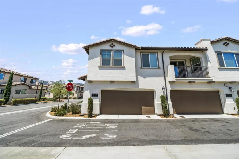45477 Calle Cirros photo 32