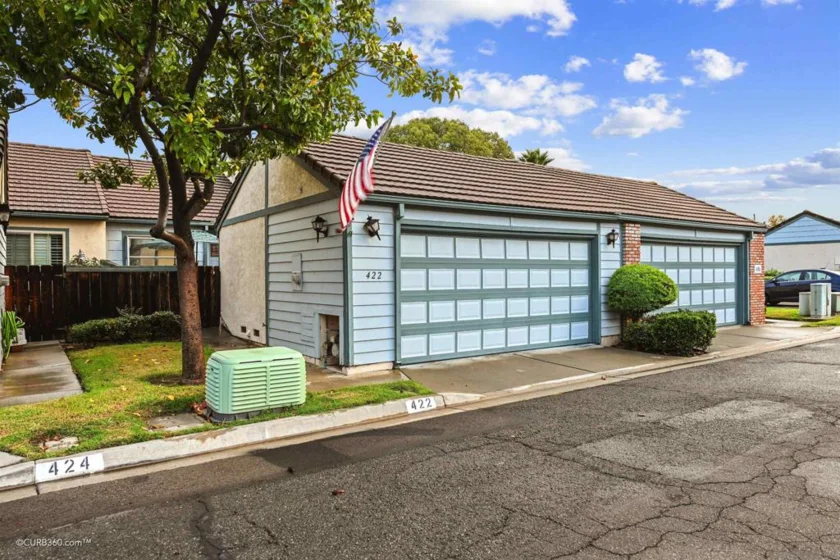 422 Devonshire photo 1