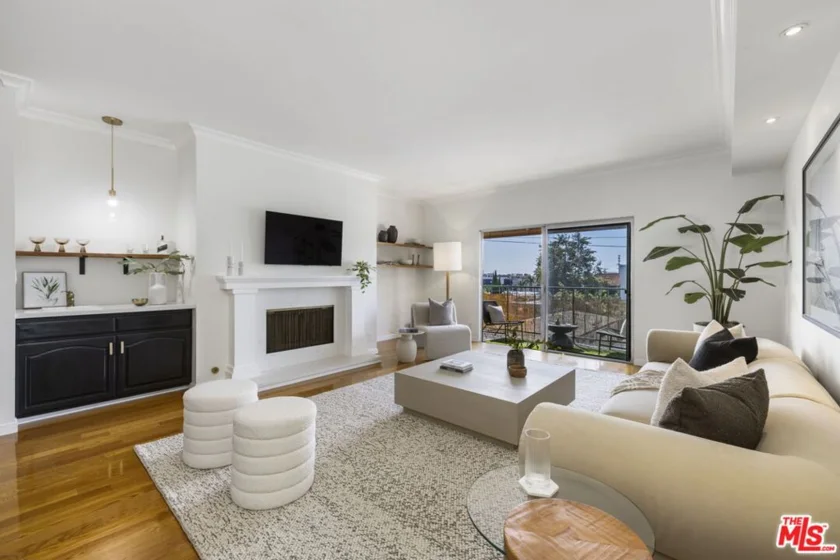 1441 Federal Avenue #301 photo 1