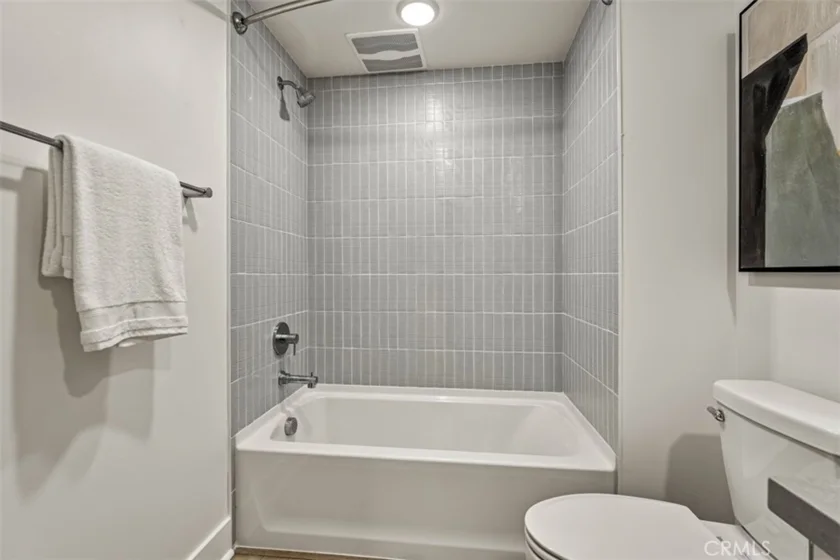 24722 Del Prado #302 photo 27