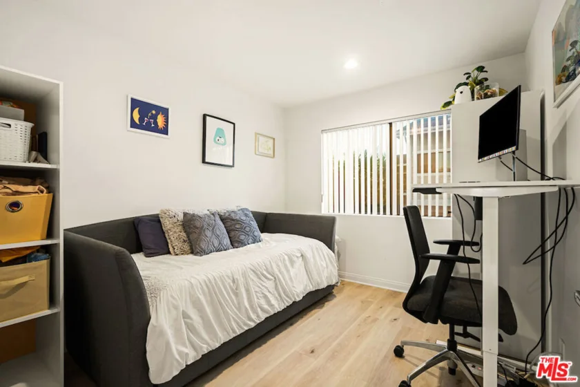 4658 Don Lorenzo Drive #E photo 4