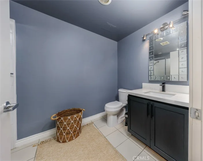411 W Seaside Way #302 photo 6