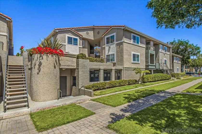 7545 Charmant Drive #1209 photo 1
