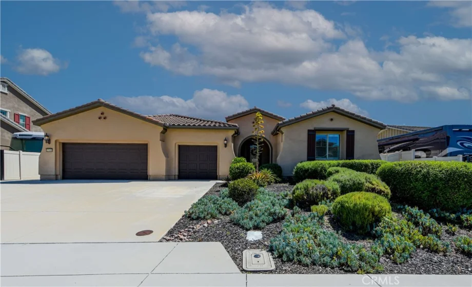 37698 Golden Eagle Avenue photo 2