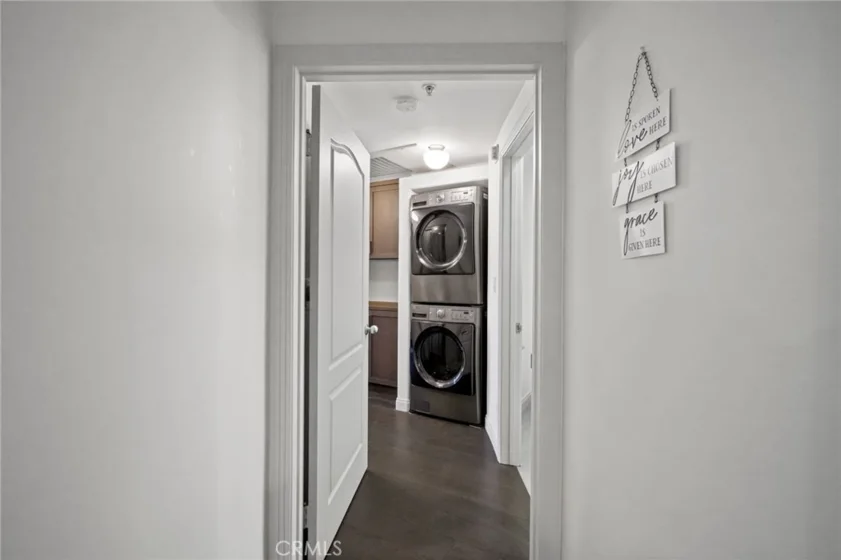 4477 Woodman Avenue #202 photo 21