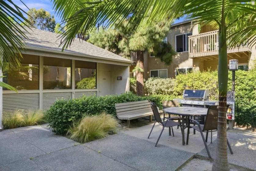 8581 Villa La Jolla #J photo 21