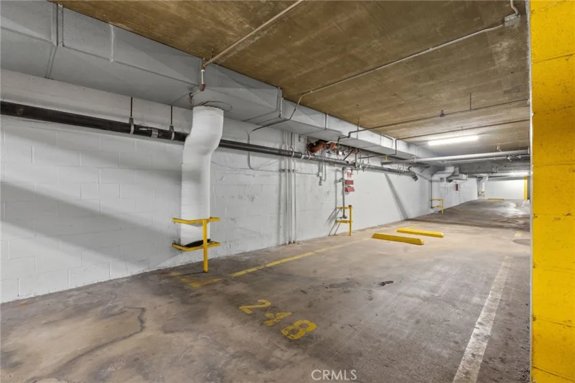 620 S Gramercy Place #412 photo 30