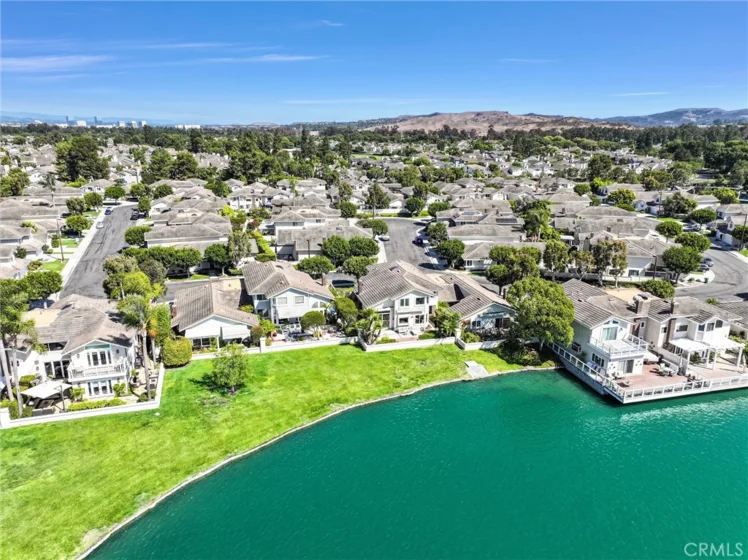 70 Fairlake photo 52