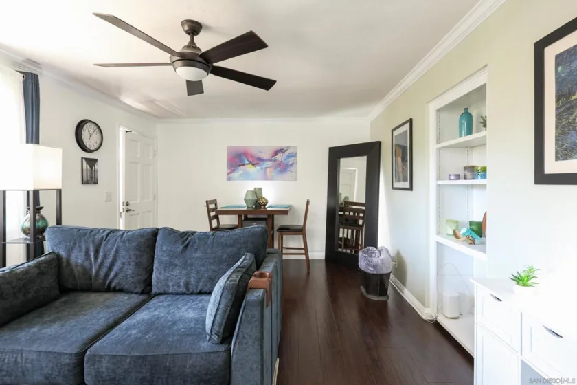 2040 Robinson #C photo 31