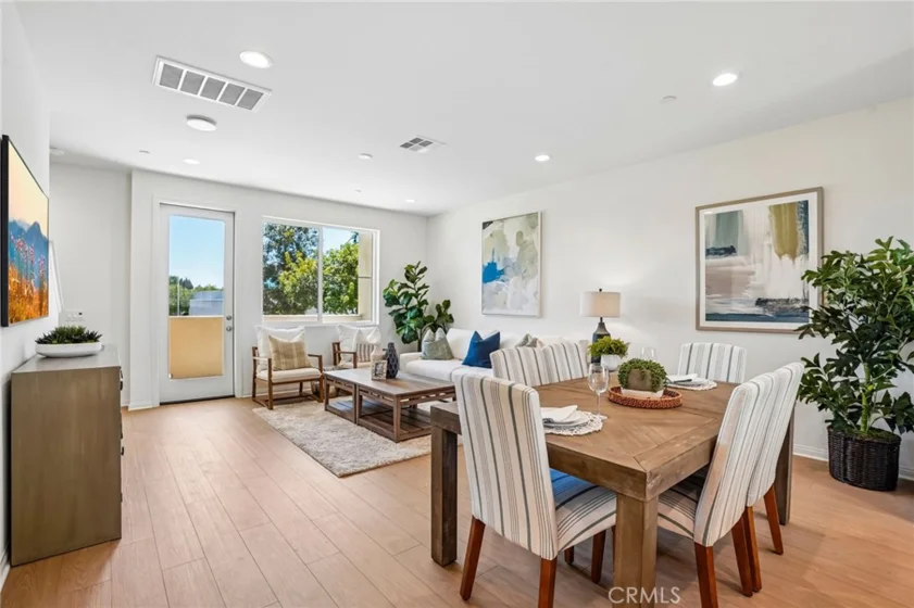 5876 Linden Ave Avenue #9 photo 8