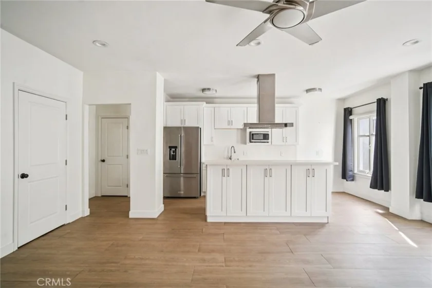 140 Linden #356 photo 21