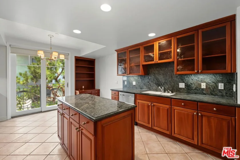 430 N Oakhurst Drive #PH406 photo 22