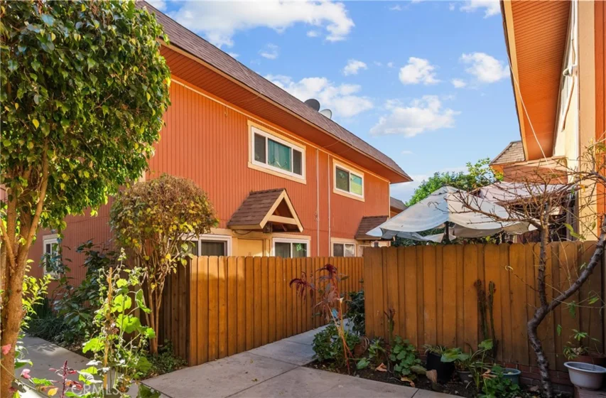 14265 Terra Bella Street #12 photo 1