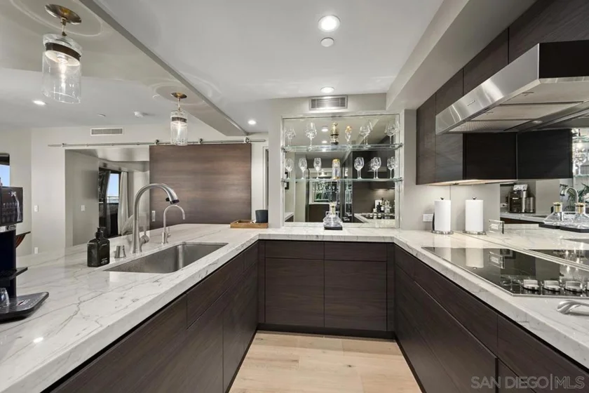 100 Harbor Drive #1906 photo 25