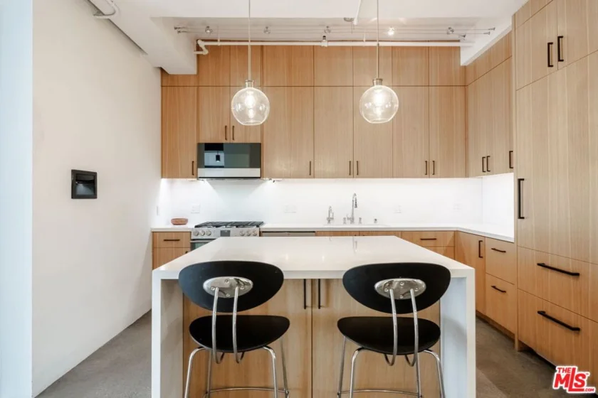 849 S Broadway #603 photo 13
