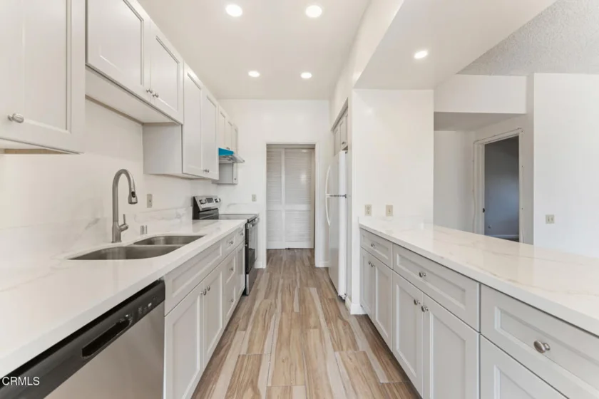 960 San Pasqual Street #210 photo 24