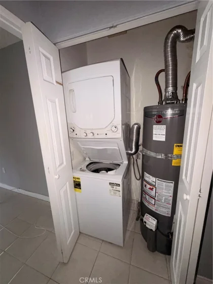 8641 Glenoaks #131 photo 3