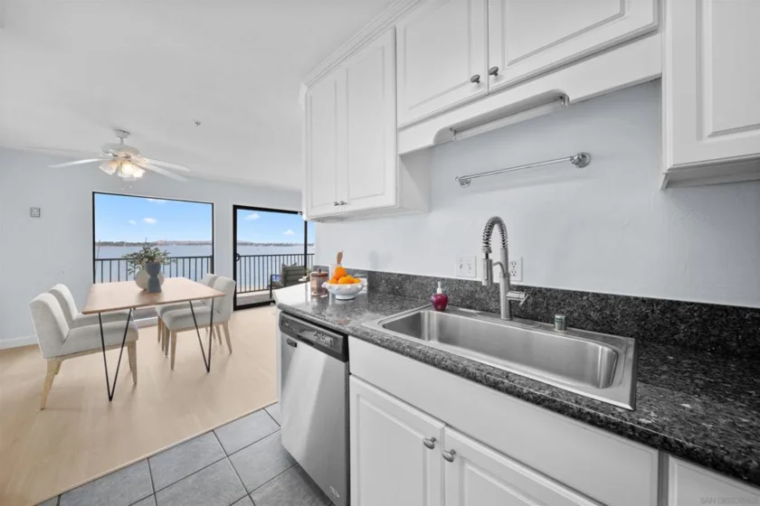 1235 Parker Place #2F photo 8