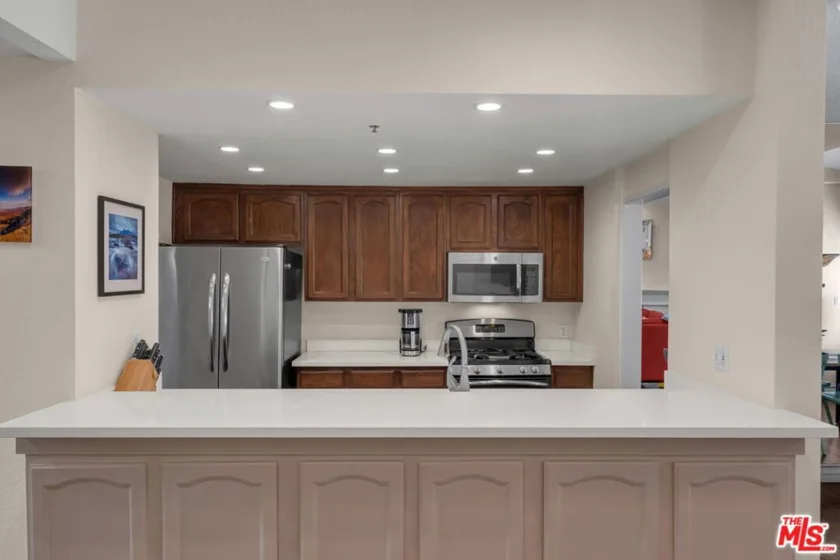 1722 Malcolm Avenue #304 photo 12