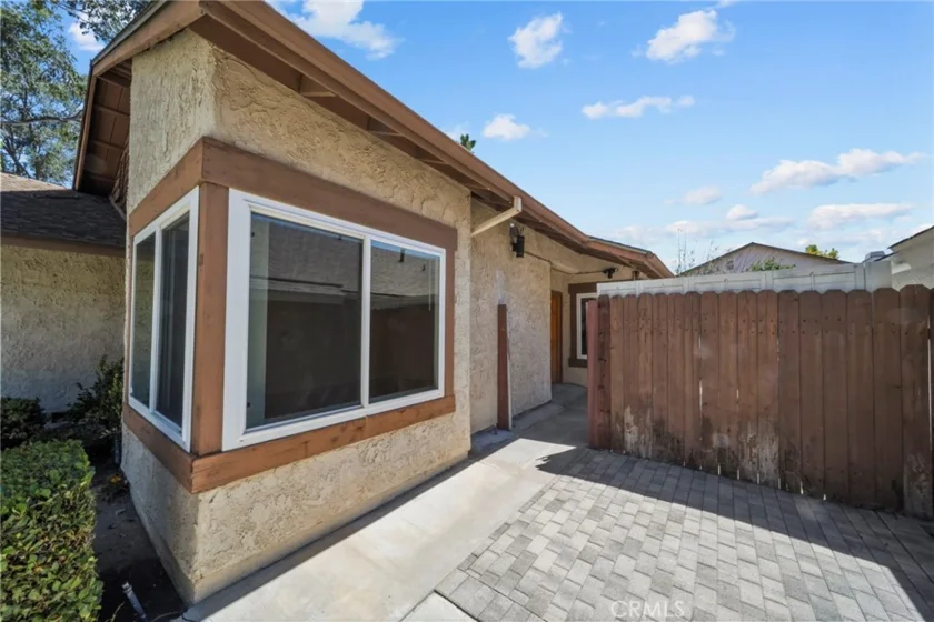 14071 Fenton Lane photo 2
